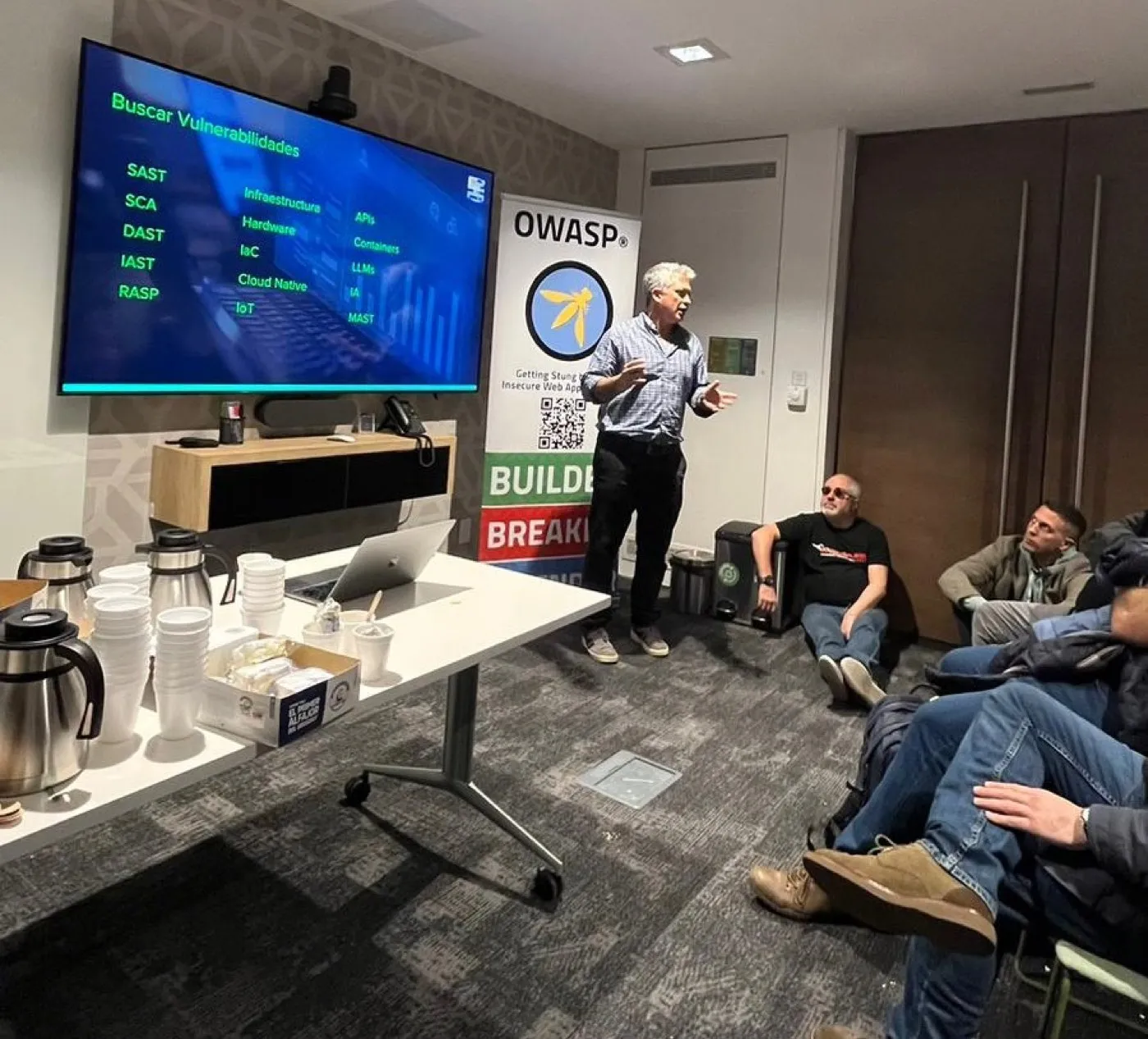 Foto 3 de 6: Meetup de agosto 2024