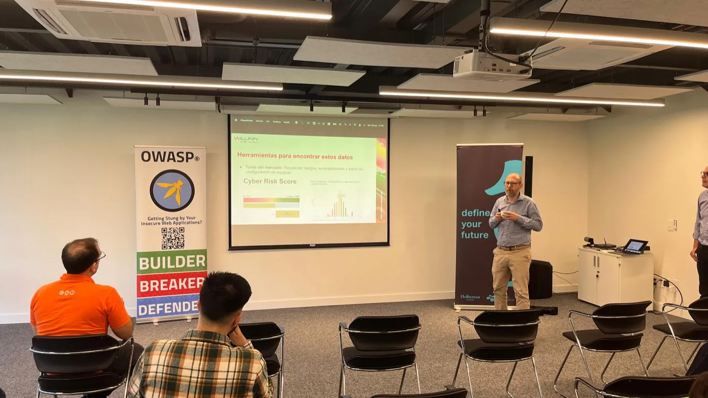 Foto 3 de 8: Meetup de octubre 2024