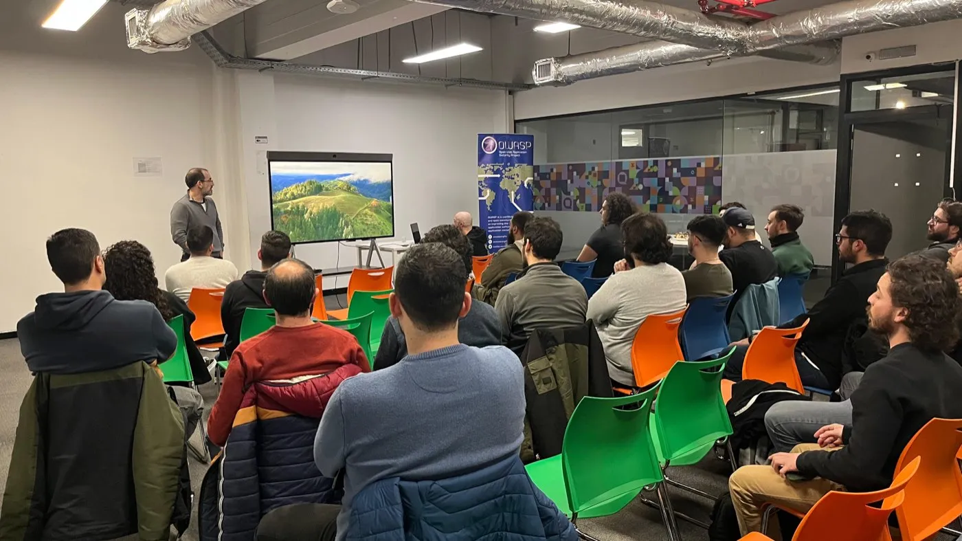 Foto 4 de 5: Meetup de junio 2024