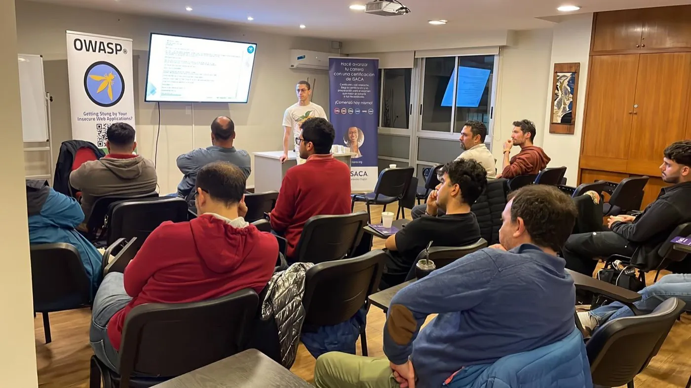 Foto 6 de 8: Meetup de setiembre 2024